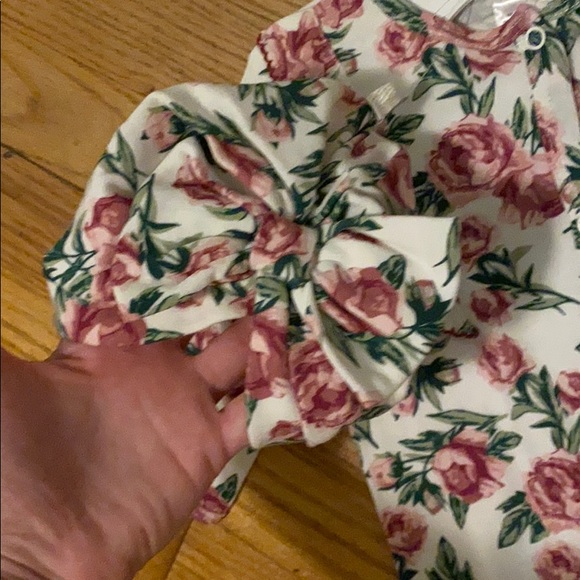 ❌SOLD❌ footed sleeper bundle - Picture 3 of 4